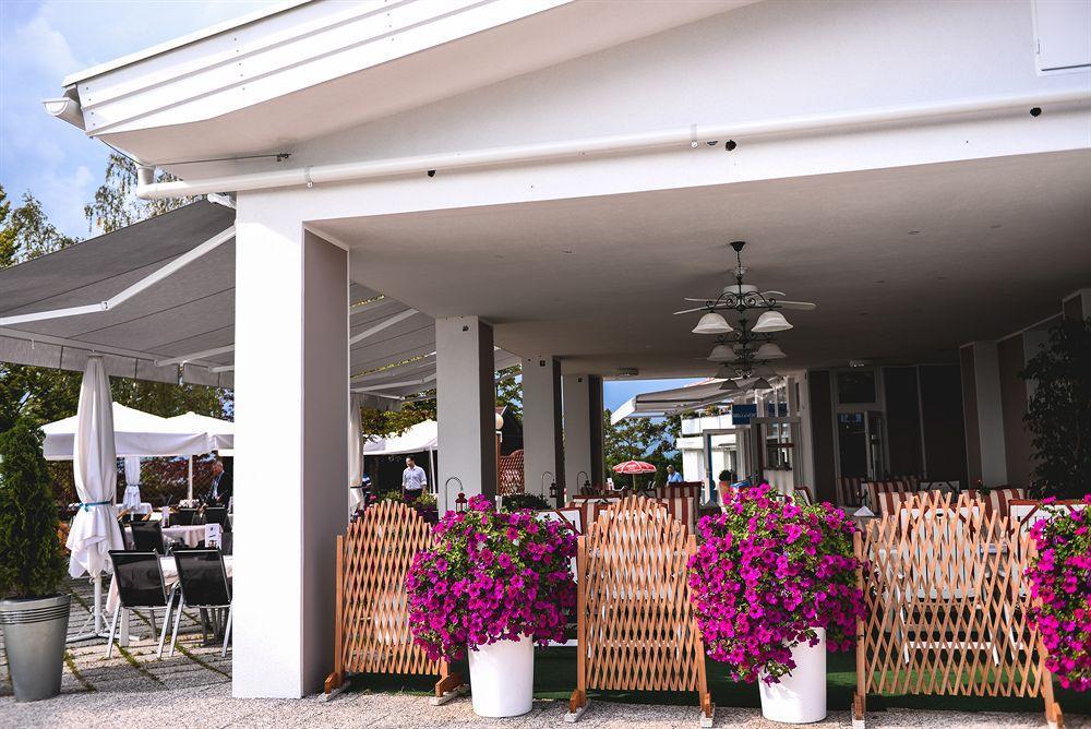 Hotel Bellevue كراني المظهر الخارجي الصورة