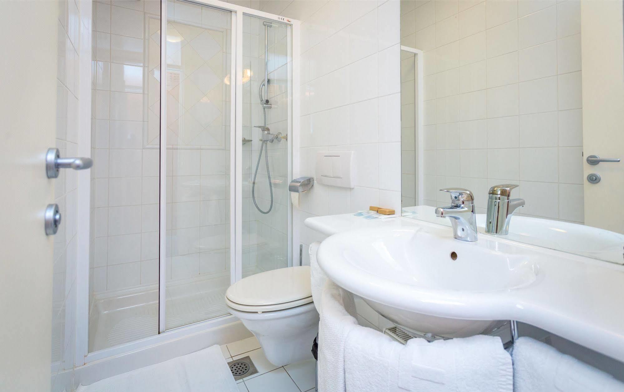 Hotel Bellevue كراني المظهر الخارجي الصورة