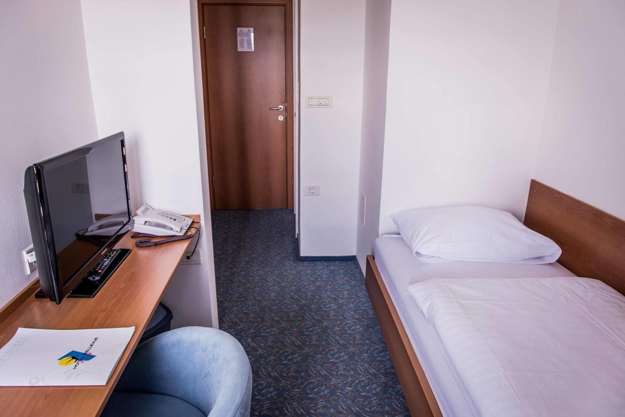 Hotel Bellevue كراني المظهر الخارجي الصورة