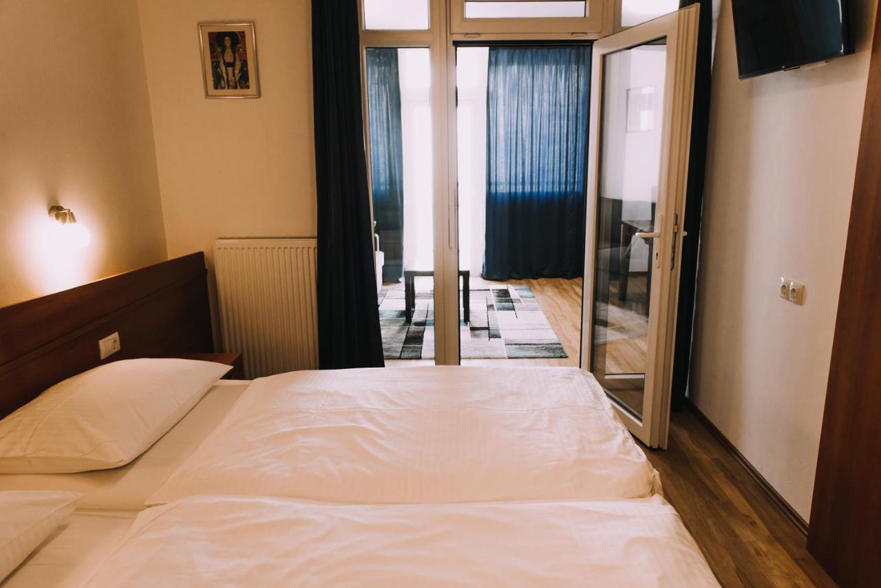 Hotel Bellevue كراني المظهر الخارجي الصورة